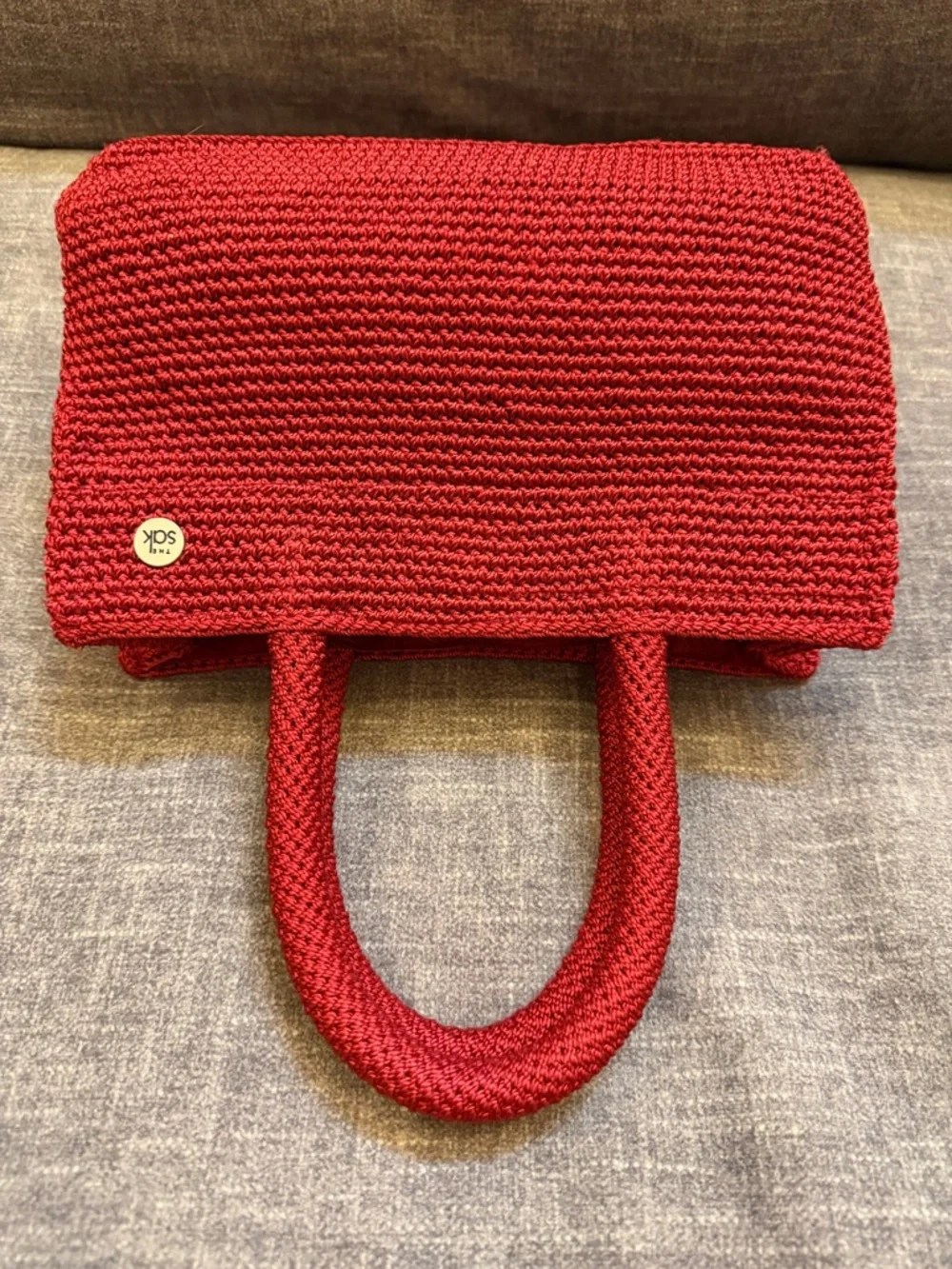 Red Knit Tote Bag with Logo Accent GUC - Picture 4 of 7